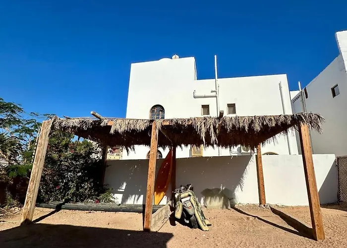 Mousa House